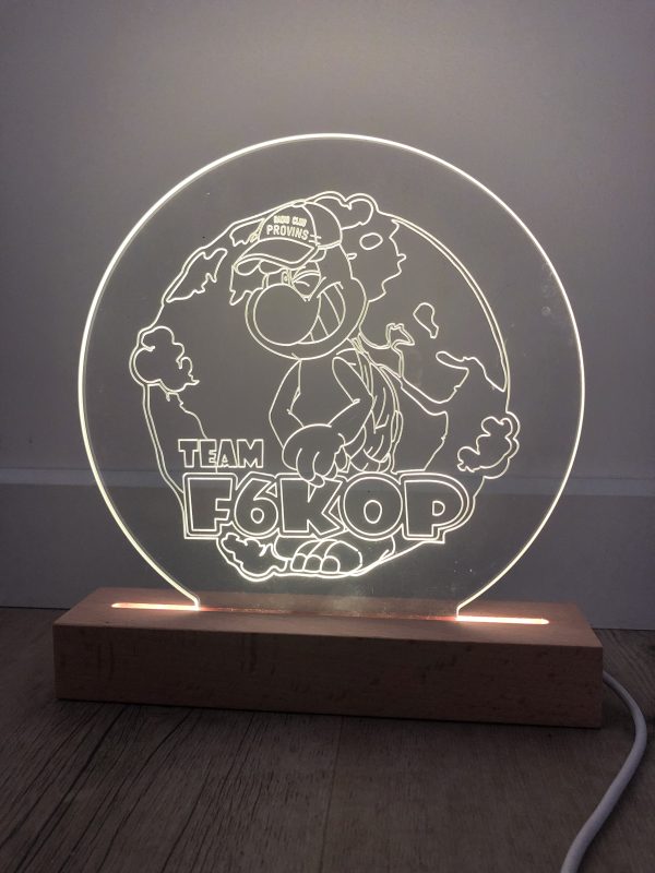 Plaque LED (30€)